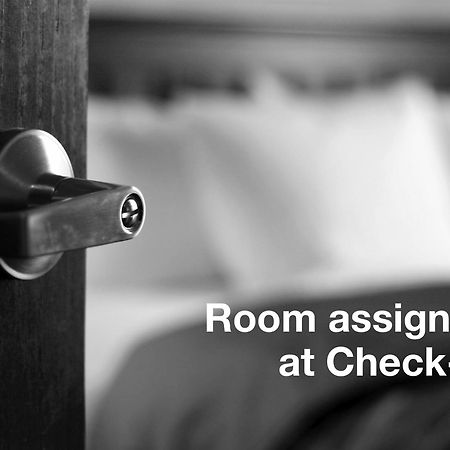 N Hotel Quebec Стая снимка